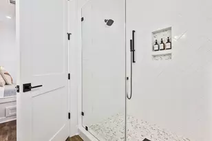 2301 Trinidad Dr, Crystal Beach, TX 77650 - Photo 30