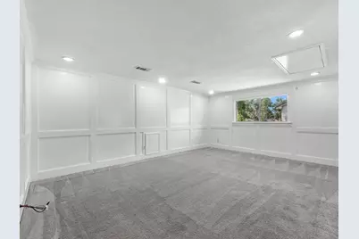 711 Lodgehill Lane, Houston, TX 77090 - Photo 18