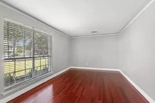 711 Lodgehill Ln, Houston, TX 77090 - Photo 12