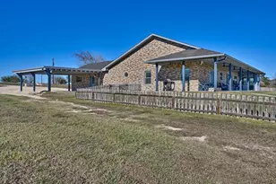 1733 Co Rd 376, Shiner, TX 77984 - Photo 22