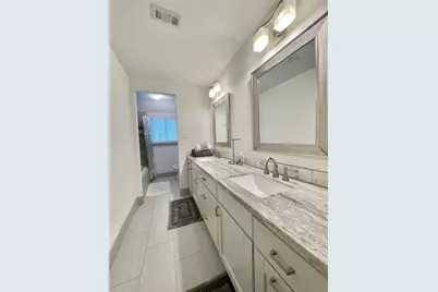 5638 Grape Street, Houston, TX 77096 - Photo 20