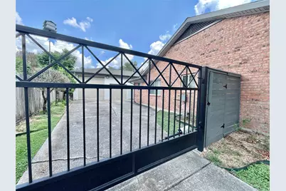 5638 Grape Street, Houston, TX 77096 - Photo 40