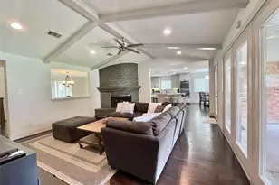 5638 Grape St, Houston, TX 77096 - Photo 6