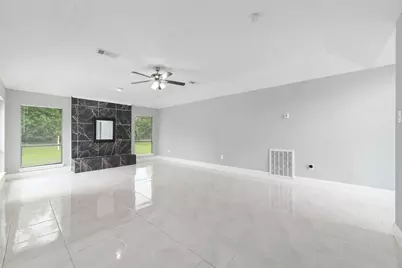 16611 N Quadrant Court, Crosby, TX 77532 - Photo 10