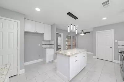 16611 N Quadrant Court, Crosby, TX 77532 - Photo 8