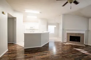 1606 Blossom Creek Ct, Houston, TX 77339 - Photo 4