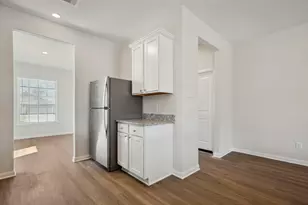 335 Kingston Wy, Waller, TX 77484 - Photo 10