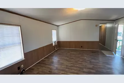 115 Mary, Huntsville, TX 77320 - Photo 4