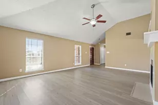 4411 Leyland Dr, Pearland, TX 77584 - Photo 4