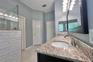 67 N Merryweather Cir, Conroe, TX 77384 - Photo 20