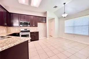 67 N Merryweather Cir, Conroe, TX 77384 - Photo 8