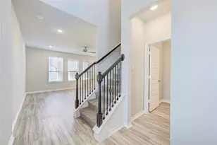 812 Laguna Grn Ln, Katy, TX 77493 - Photo 6