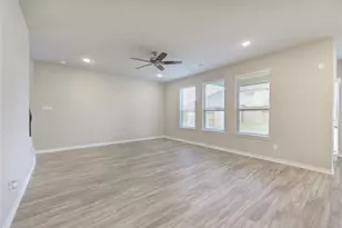 812 Laguna Grn Ln, Katy, TX 77493 - Photo 12