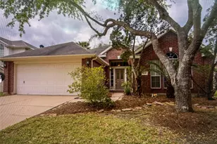 1106 Kerri Ct, Sugar Land, TX 77479 - Photo 2