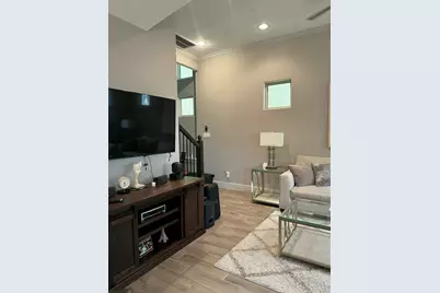 38 Jarvis Row Circle, The Woodlands, TX 77380 - Photo 4