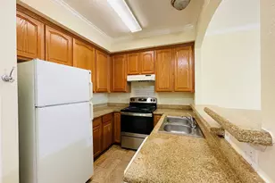 9400 Bellaire Blvd, Houston, TX 77036 - Photo 6