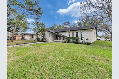 5675 Sylmar Road, Houston, TX 77081 - Photo 10