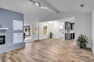 5675 Sylmar Rd, Houston, TX 77081 - Photo 16