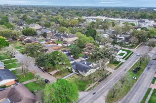 5675 Sylmar Rd, Houston, TX 77081 - Photo 36