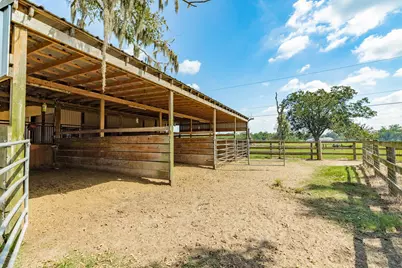 620 Brit Baily Blvd, Angleton, TX 77515 - Photo 46