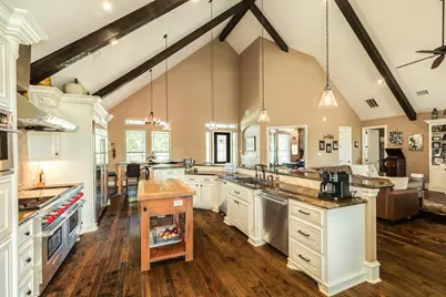 620 Brit Baily Blvd, Angleton, TX 77515 - Photo 12