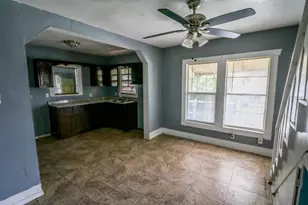 9243 E Ave O, Houston, TX 77012 - Photo 2
