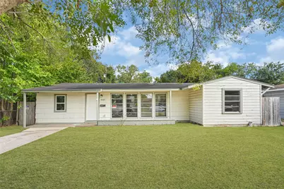 5607 Northridge Drive, Houston, TX 77033 - Photo 2