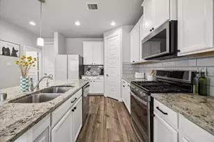 9808 Rugged Oaks Dr, Houston, TX 77080 - Photo 8