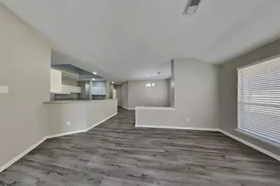 10726 Perigrine Drive, Houston, TX 77065 - Photo 4