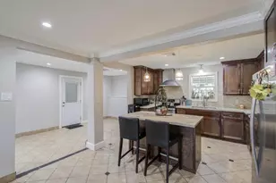 5423 N Shady Creek Dr, Houston, TX 77017 - Photo 10