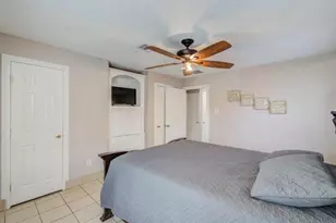 5423 N Shady Creek Dr, Houston, TX 77017 - Photo 18