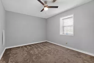 9915 Forest Hollow Dr, Baytown, TX 77521 - Photo 18