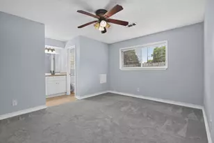 9915 Forest Hollow Dr, Baytown, TX 77521 - Photo 16