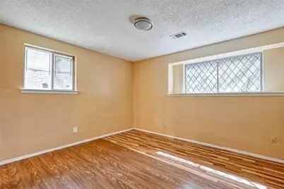 14427 Campden Hill Road, Houston, TX 77045 - Photo 8