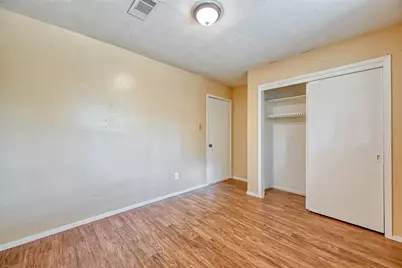 14427 Campden Hill Road, Houston, TX 77045 - Photo 6