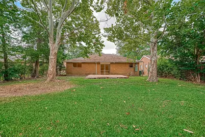 14427 Campden Hill Road, Houston, TX 77045 - Photo 12