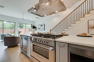 118 E 23rd St, Houston, TX 77008 - Photo 16