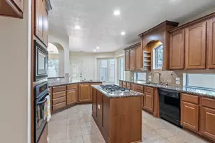 6210 Ballina Canyon Ln, Houston, TX 77041 - Photo 20