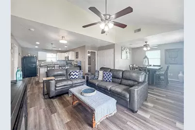 81 Santar Loop, Surfside Beach, TX 77541 - Photo 4