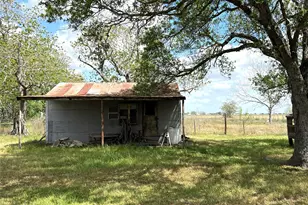 2748 Co Rd 456, El Campo, TX 77437 - Photo 32