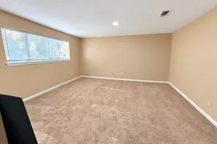 4807 Shatner Dr, Houston, TX 77066 - Photo 8