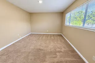 4807 Shatner Dr, Houston, TX 77066 - Photo 10