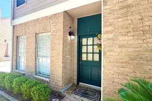 11710 Southlake Dr, Houston, TX 77077 - Photo 2