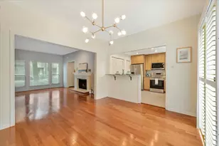 11711 Memorial Dr, Houston, TX 77024 - Photo 4