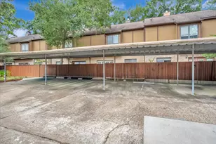 11711 Memorial Dr, Houston, TX 77024 - Photo 28