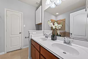 4671 Trembling Forest Ln, Houston, TX 77092 - Photo 22