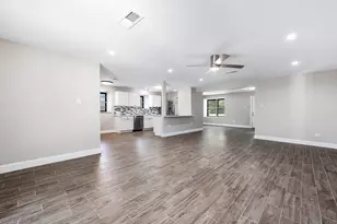 13725 W 6th St, Santa Fe, TX 77517 - Photo 12