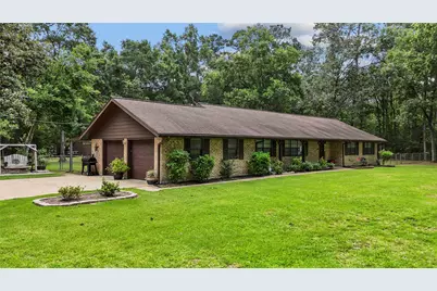 412 Commanche Trail, Wallisville, TX 77597 - Photo 2