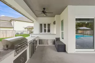 27 Gracenote Pl, The Woodlands, TX 77375 - Photo 40