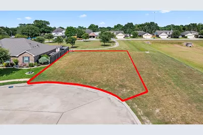 806 Honeysuckle Court, Sealy, TX 77474 - Photo 1